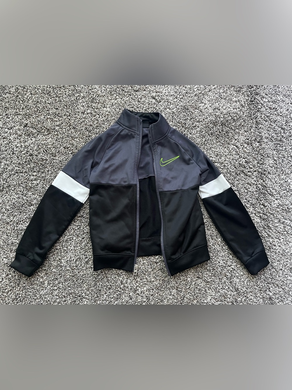 Nike track suit 4T